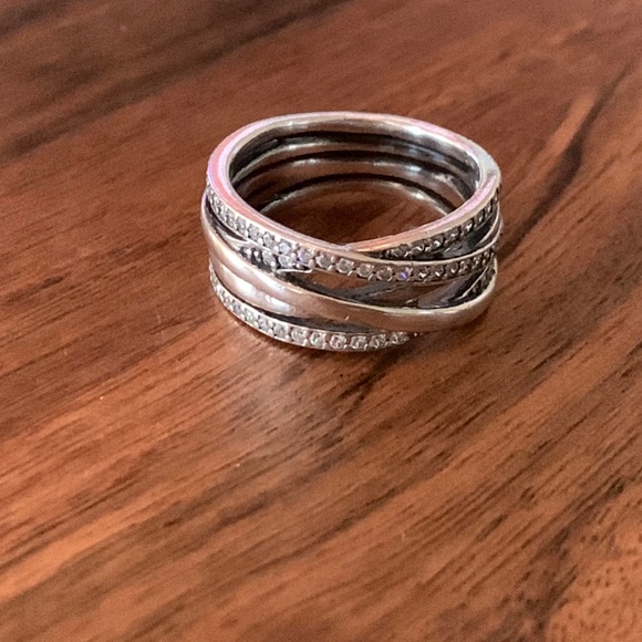 Pandora Entwined Ring - Picture 1 of 4
